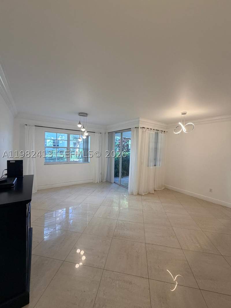 1 bedroom Condominium at 3165 NE 184th St 6102, Village By The Bay Condo, Aventura — photo 2