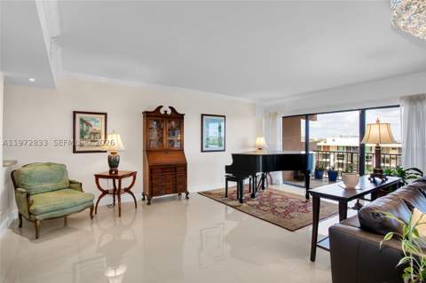 1800 NE 114th St 711, Miami FL - photo 10 of 54