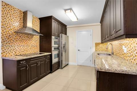 1800 NE 114th St 711, Miami FL - photo 11 of 54