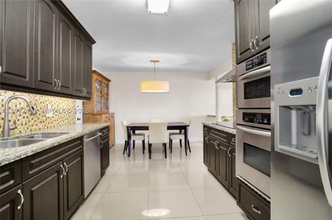 1800 NE 114th St 711, Miami FL - photo 12 of 54