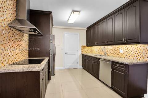 1800 NE 114th St 711, Miami FL - photo 13 of 54