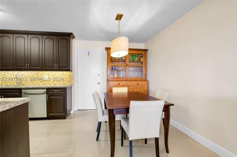 1800 NE 114th St 711, Miami FL - photo 14 of 54