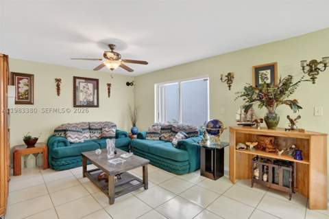 15672 SW 91st Ln, Miami FL - photo 11 of 47