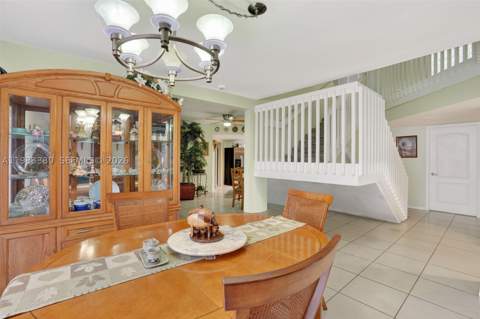 15672 SW 91st Ln, Miami FL - photo 13 of 47