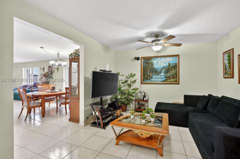 15672 SW 91st Ln, Miami FL - photo 16 of 47