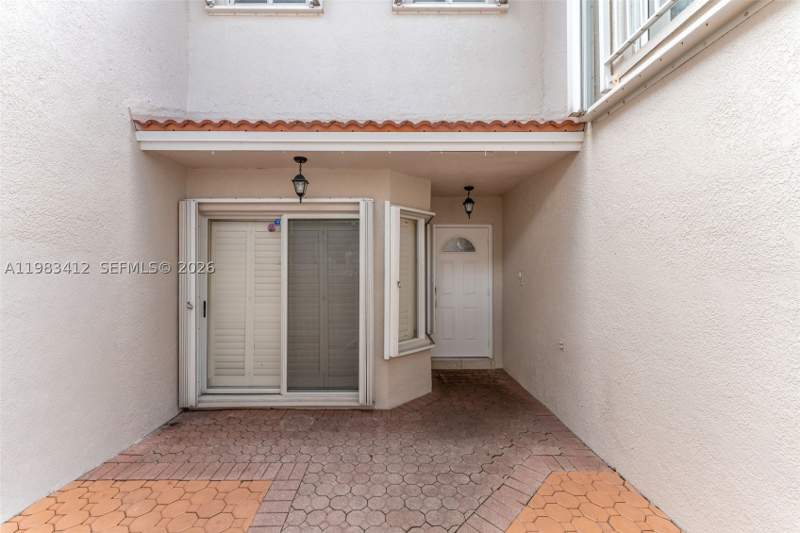 3 bedroom Townhouse at 5208 NW 103rd Ave, Doral Greens, Doral — photo 4