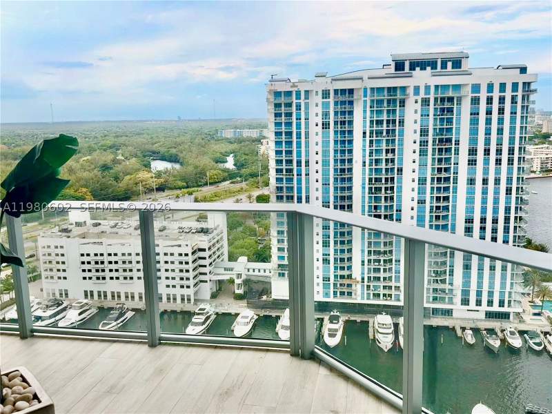 2 bedroom Condominium at 17111 Biscayne Blvd 2305, Marina Palms Residences S, North Miami Beach — photo 4