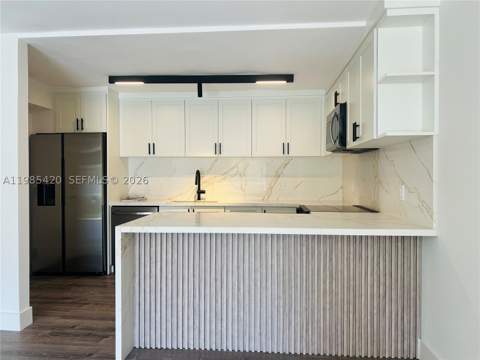 201 Jefferson Ave 4C, Miami Beach FL - photo 19 of 35