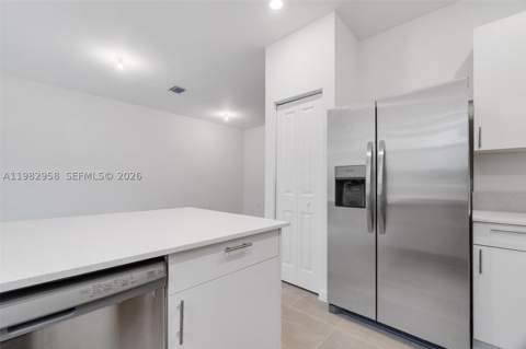 16281 SW 292nd St, Homestead FL - photo 6 of 37