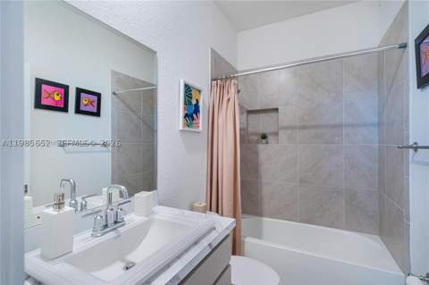 495 NE 5th Ln, Florida City FL - photo 20 of 29