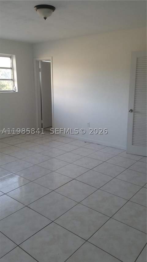 11840 NE 19th Dr 27, North Miami FL - photo 10 of 19