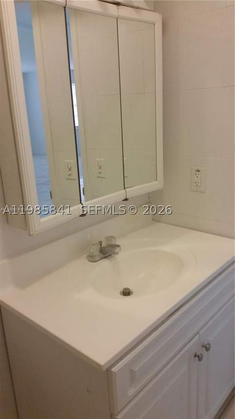 11840 NE 19th Dr 27, North Miami FL - photo 14 of 19