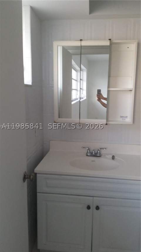 11840 NE 19th Dr 27, North Miami FL - photo 15 of 19