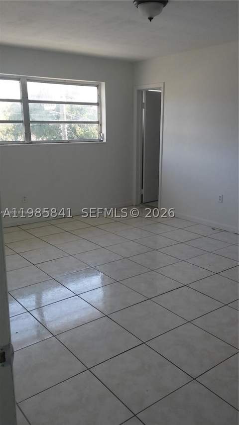 11840 NE 19th Dr 27, North Miami FL - photo 6 of 19
