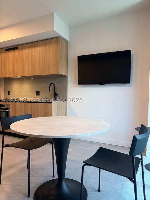 121 NE 5th St 912A, Miami FL - photo 18 of 33