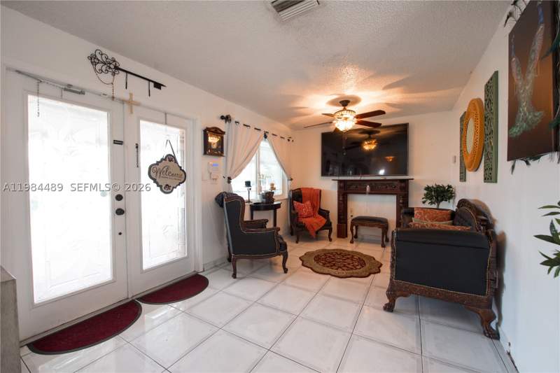 3 bedroom SingleFamilyResidence at 19251 SW 319th St, Mowry Drive Estates, Homestead — photo 5