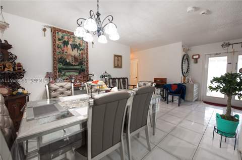 19251 SW 319th St, Homestead FL - photo 8 of 35