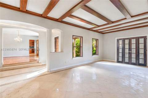 3310 Garden Ave, Miami Beach FL - photo 24 of 37