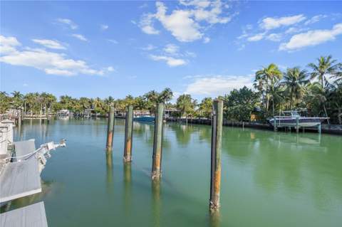 3310 Garden Ave, Miami Beach FL - photo 9 of 37