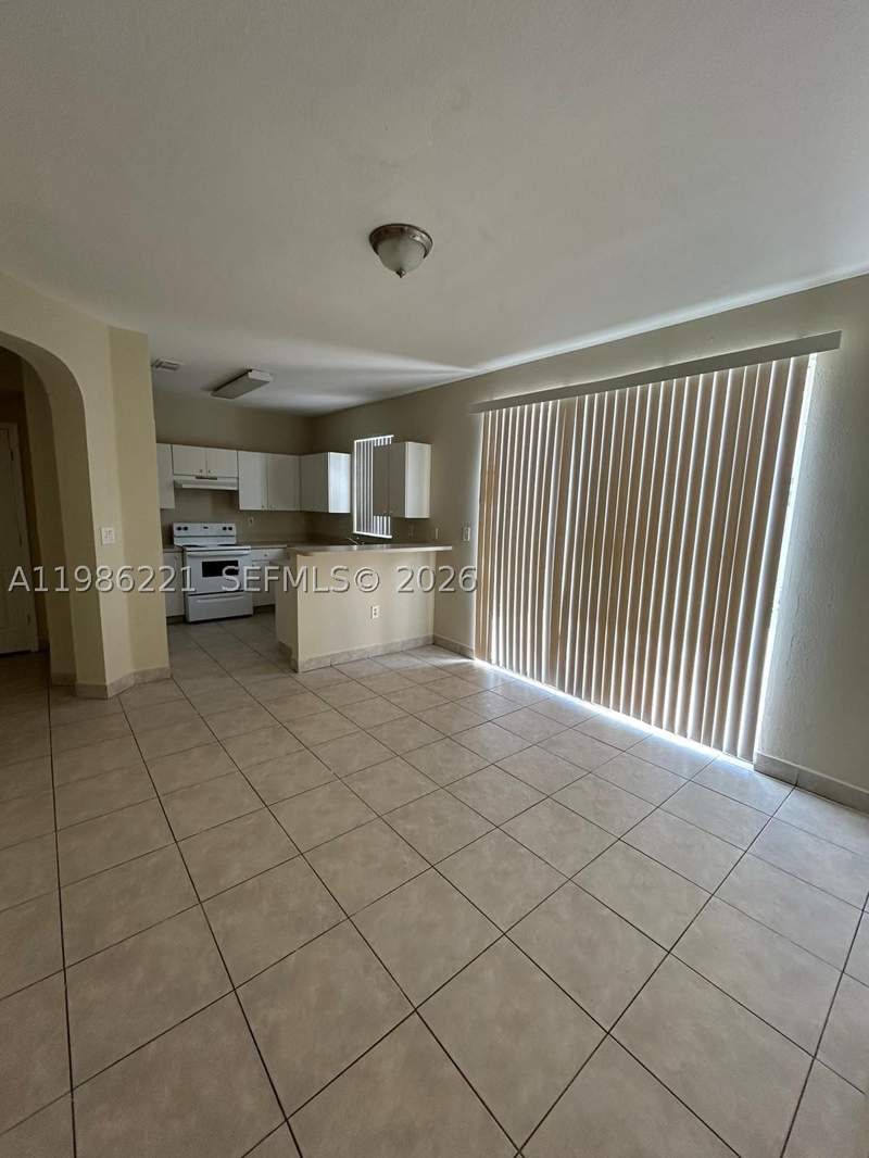 3 bedroom Townhouse at 13822 SW 274th Ter, Riverside At Bisc Natl Pk, Homestead — photo 3