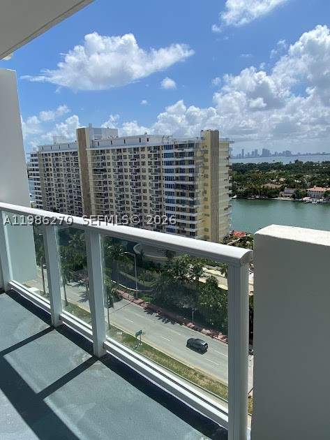 5601 Collins Ave 1524, Miami Beach FL - photo 8 of 27
