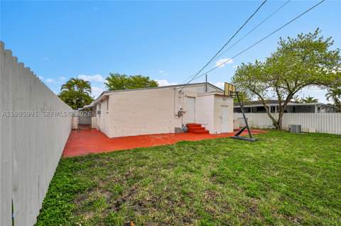 210 E 59th St, Hialeah FL - photo 16 of 30