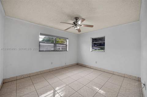 210 E 59th St, Hialeah FL - photo 9 of 30