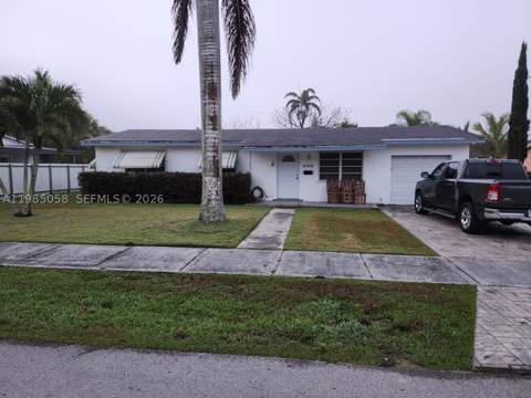 690 NW 19th St, Homestead FL - photo 7 of 12