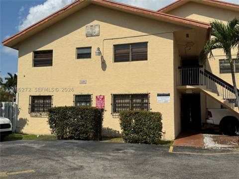 2295 W 53rd Pl 201, Hialeah FL - photo 14 of 19