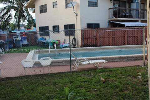 2295 W 53rd Pl 201, Hialeah FL - photo 18 of 19