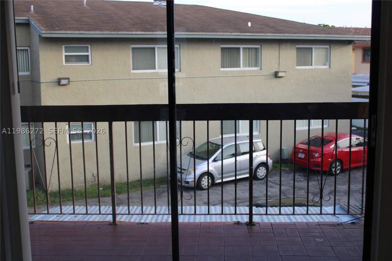 2 bedroom Condominium at 2295 W 53rd Pl 201, Expo Towers Condo, Hialeah — photo 3