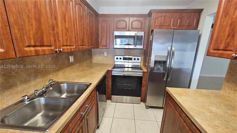 2 bedroom Condominium at 5800 SW 127th Ave 2109, Miller Gardens Condo, Miami — photo 4