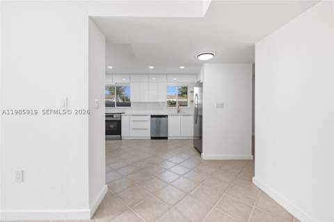 5251 SW 6th St, Miami FL - photo 15 of 39