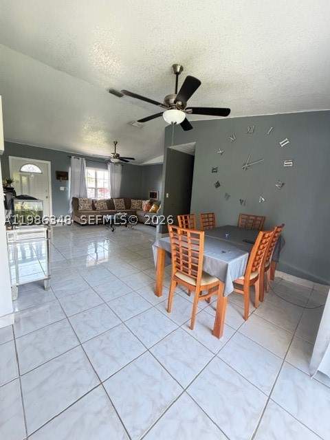 9770 SW 210th St, Cutler Bay FL - photo 10 of 32