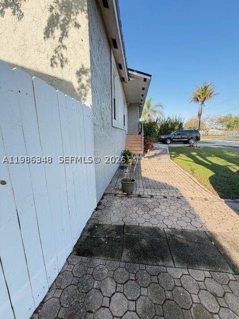 9770 SW 210th St, Cutler Bay FL - photo 7 of 32