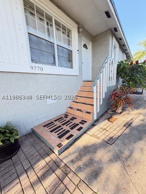9770 SW 210th St, Cutler Bay FL - photo 8 of 32