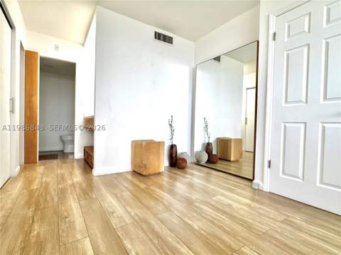 16850 S Glades Dr 8C, North Miami Beach FL - photo 17 of 26