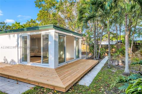1960 NE 182nd St, North Miami Beach FL - photo 24 of 27