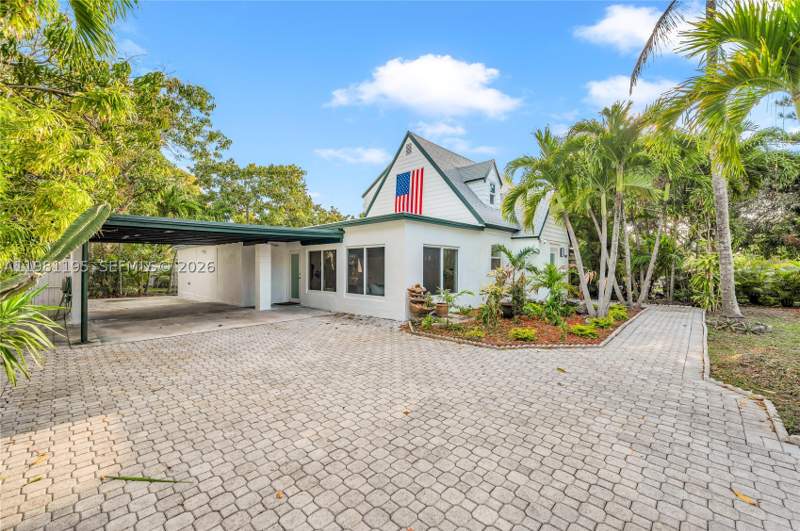 3 bedroom SingleFamilyResidence at 1960 NE 182nd St, Fulford By The Sea, North Miami Beach — photo 3