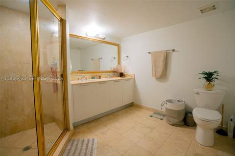 1800 N Bayshore Dr 1412, Miami FL - photo 17 of 32