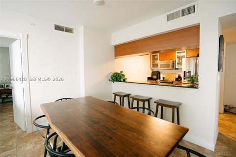 1800 N Bayshore Dr 1412, Miami FL - photo 7 of 32
