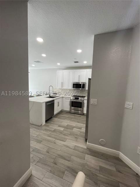 8900 SW 226th Ter, Cutler Bay FL - photo 8 of 41