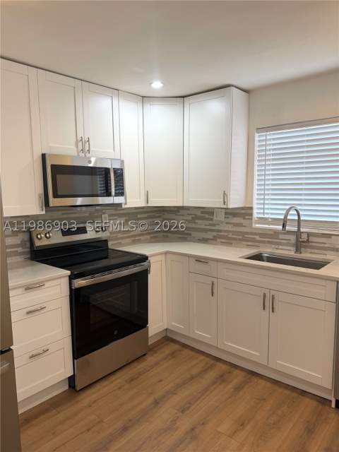 11201 NE 3rd Ave, Miami FL - photo 10 of 29