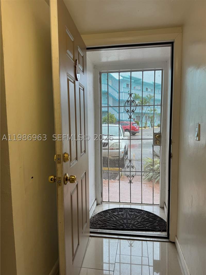 2 bedroom Condominium at 1481 NE Miami Gardens Dr 162, Fourth Moorings Condo, Miami — photo 5