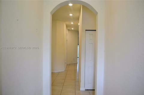 164 NE 23rd Ter, Homestead FL - photo 8 of 99