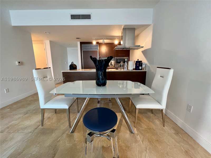 1 bedroom Condominium at 495 Brickell Ave 2707, Icon, Miami — photo 1