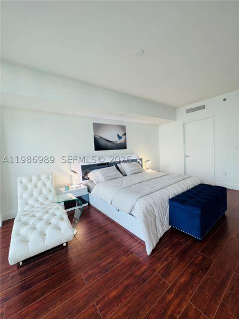495 Brickell Ave 2707, Miami FL - photo 11 of 28