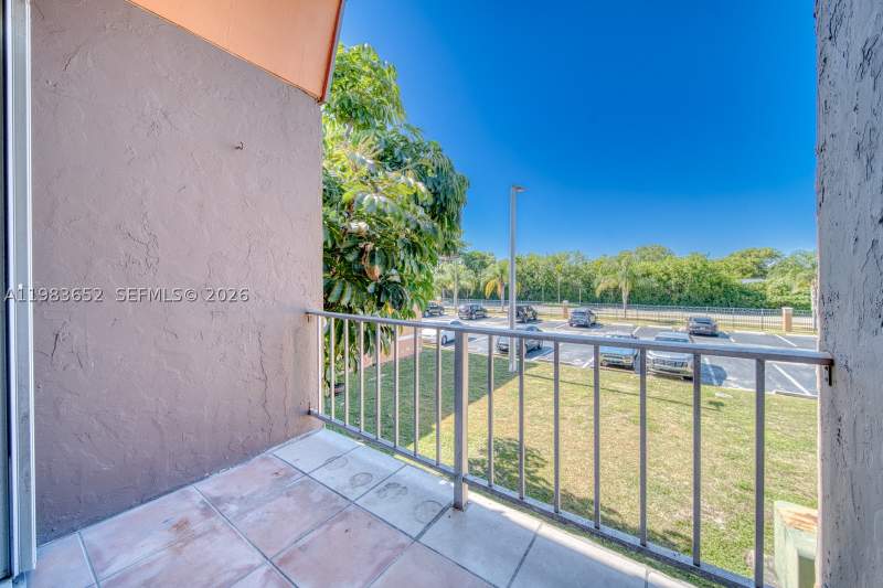 2 bedroom Condominium at 9459 SW 76th St R5, Sunset Palms East Condo, Miami — photo 4