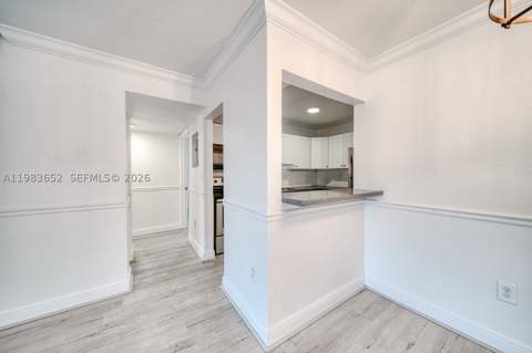 9459 SW 76th St R5, Miami FL - photo 6 of 33