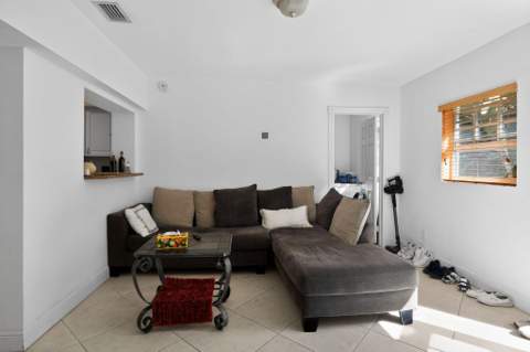 2131 Biarritz Drive, Miami Beach FL - photo 9 of 30